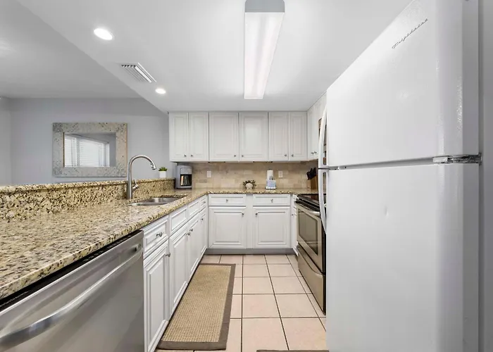 Ocean Echo 103 By Collection Apartment